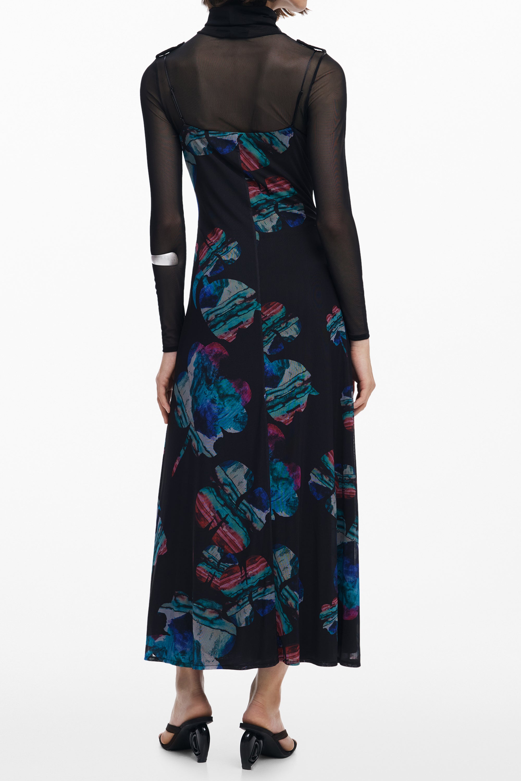 ROBE LONGUE NOIRE DESIGUAL FEMME