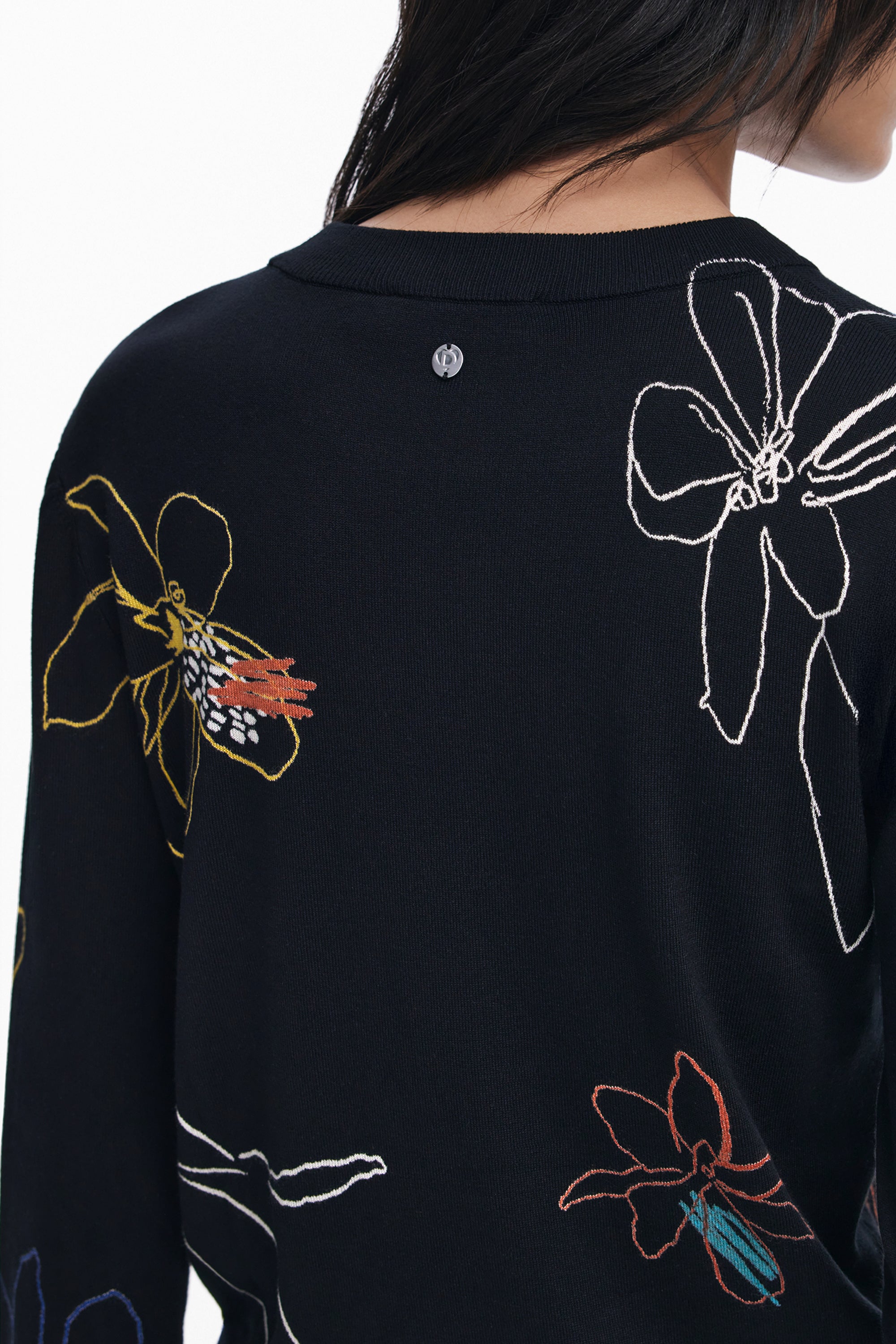 PULL NOIR DESIGUAL FEMME